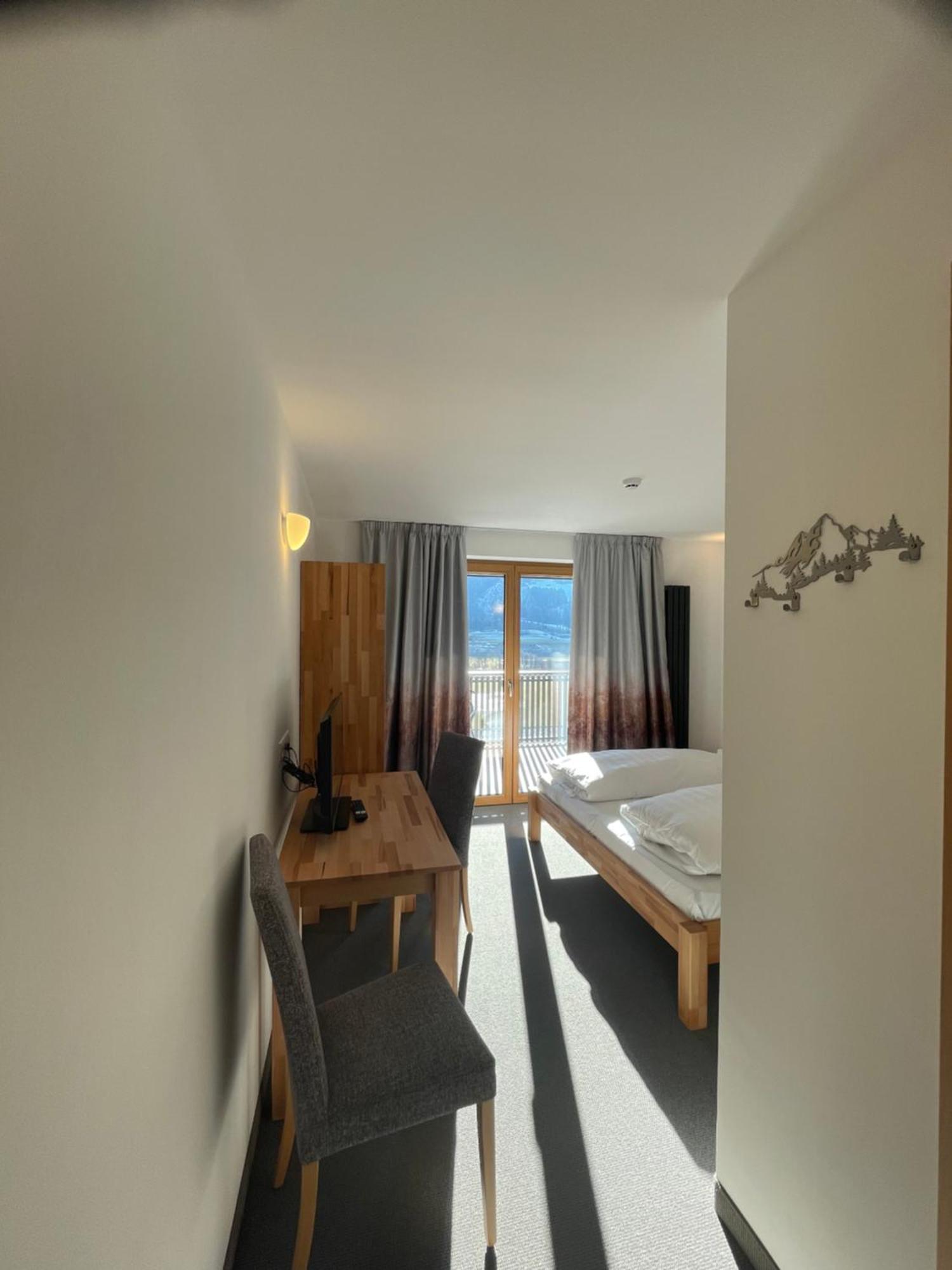 Hotel Larch คัมโป ดิ เทรนส์ ภายนอก รูปภาพ