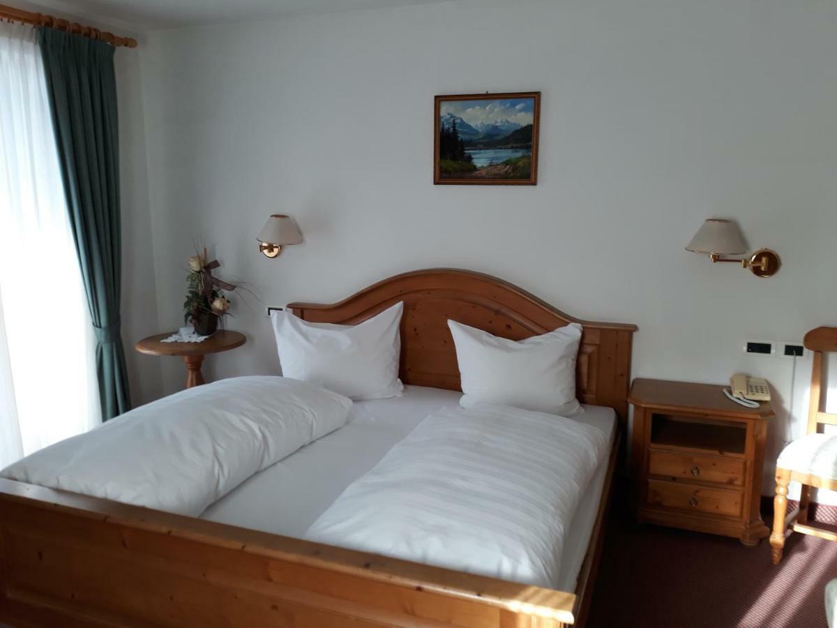 Hotel Larch คัมโป ดิ เทรนส์ ภายนอก รูปภาพ